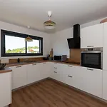 Contemporaine Avec Piscine