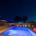 Contemporaine Avec Piscine فيلة *