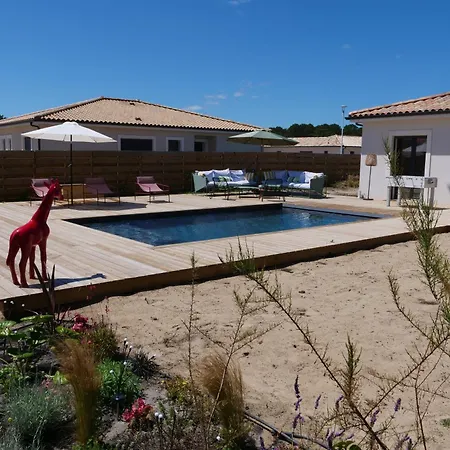 Contemporaine Avec Piscine Villa *