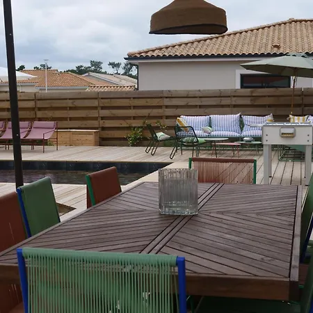 Contemporaine Avec Piscine Vensac
