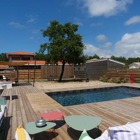 Contemporaine Avec Piscine Villa