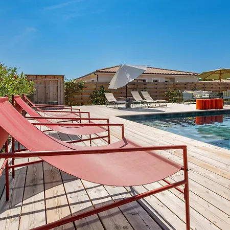 Contemporaine Avec Piscine Vensac