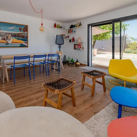 Contemporaine Avec Piscine