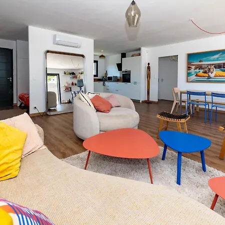 Villa Contemporaine Avec Piscine *