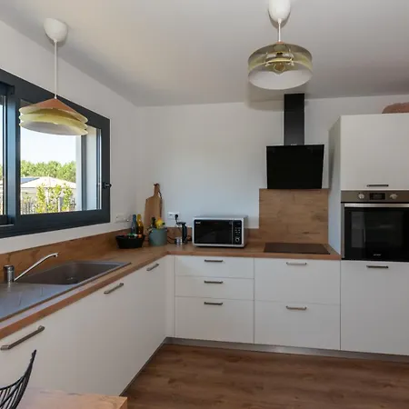Contemporaine Avec Piscine Vensac