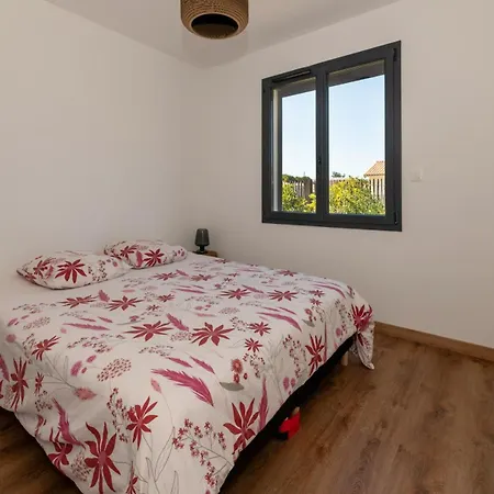 Villa Contemporaine Avec Piscine *