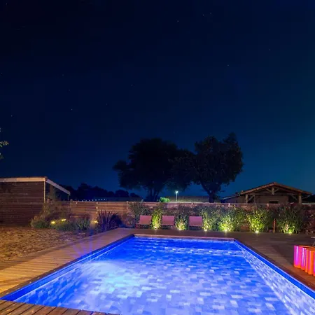Contemporaine Avec Piscine Villa *