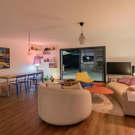 Contemporaine Avec Piscine Villa Vensac