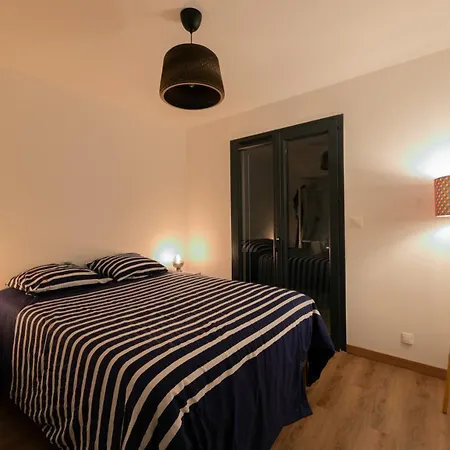 Contemporaine Avec Piscine